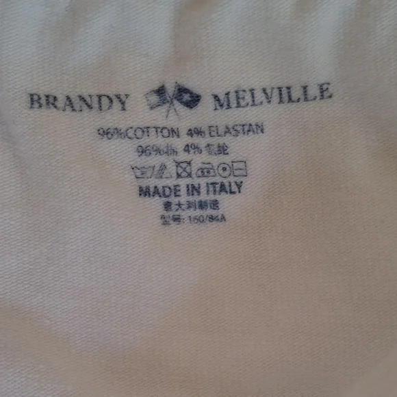 Brandy Melville Faye White Crop Top - Picture 2 of 5